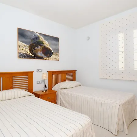Immaculate 2-bed No 5 In Apartment