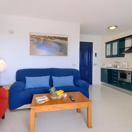 Immaculate 2-bed No 5 In Apartment Playa Blanca (Lanzarote)